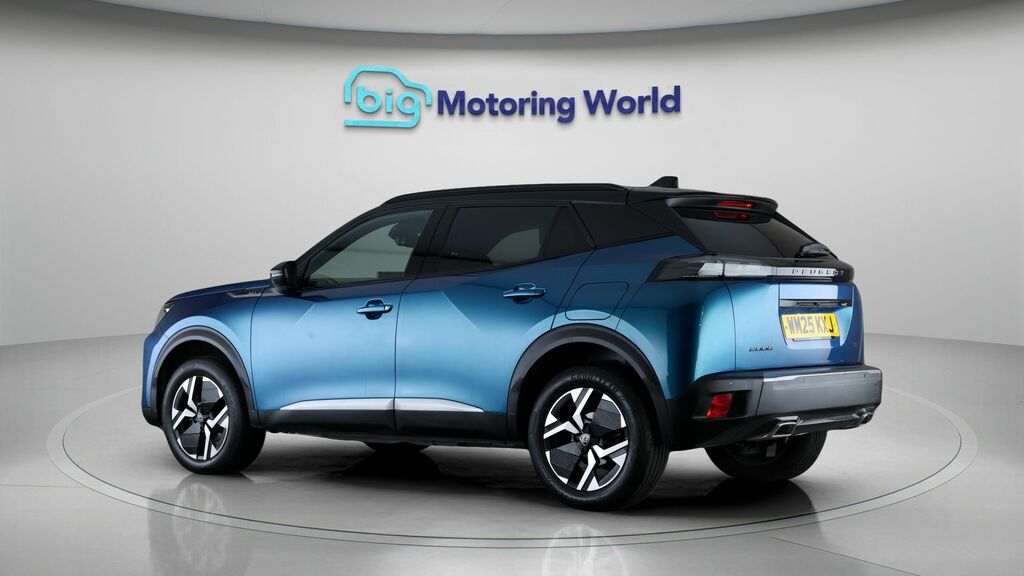 Peugeot 2008 Gt Blue #5
