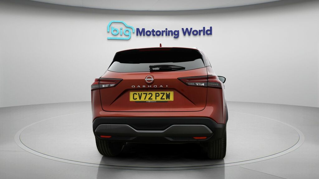 Nissan Qashqai Tekna CV72PZW Red #6
