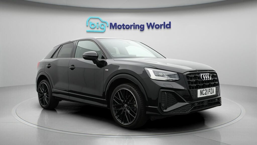 Audi Q2 Black Edition Black