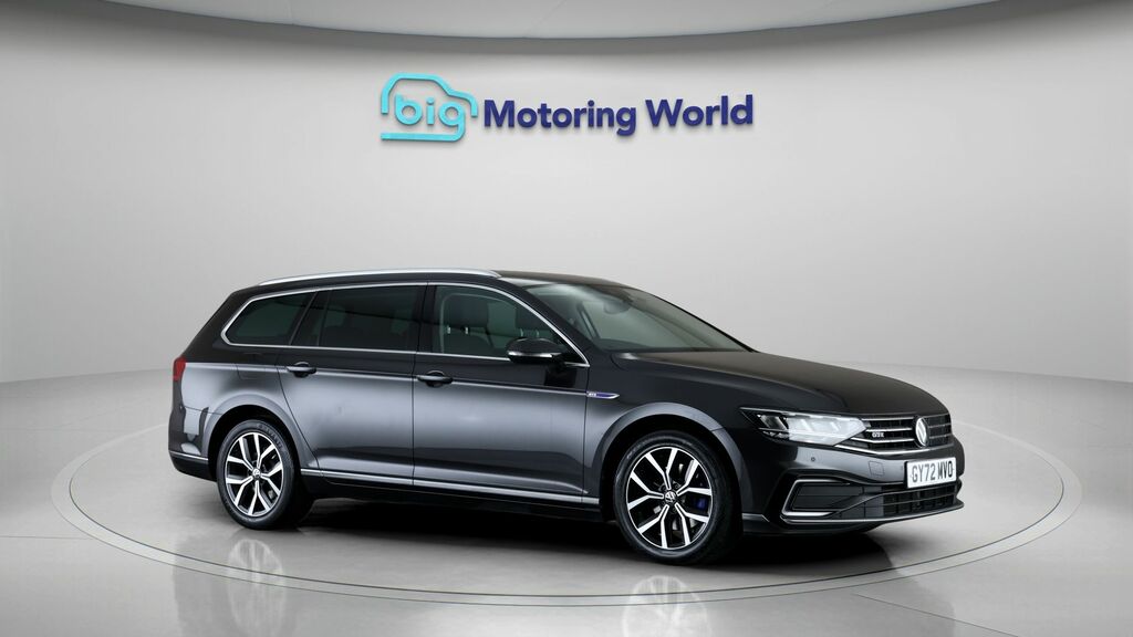 Volkswagen Passat Gte Grey