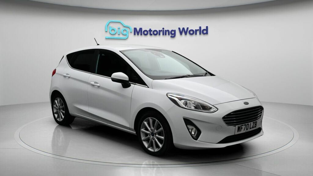Ford Fiesta Titanium White