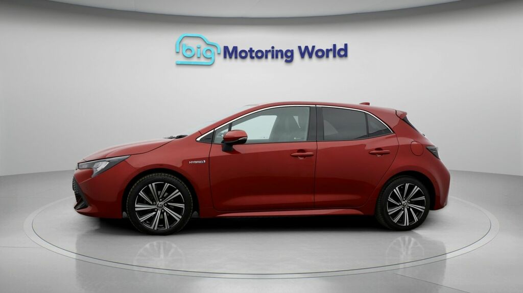 Toyota Corolla Design Red #4