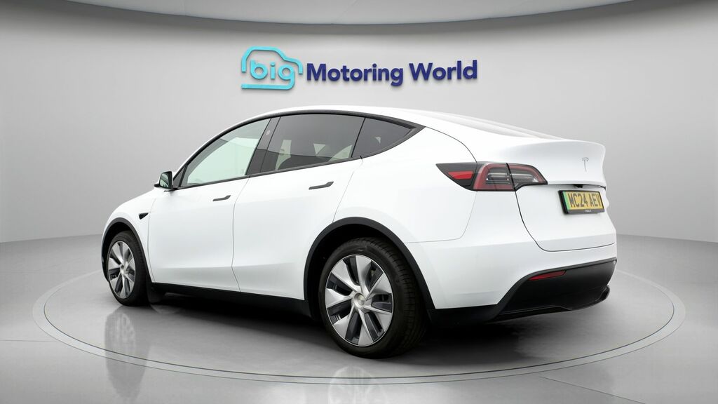 Tesla Model Y Y Model Y Rwd MC24AEV White #5