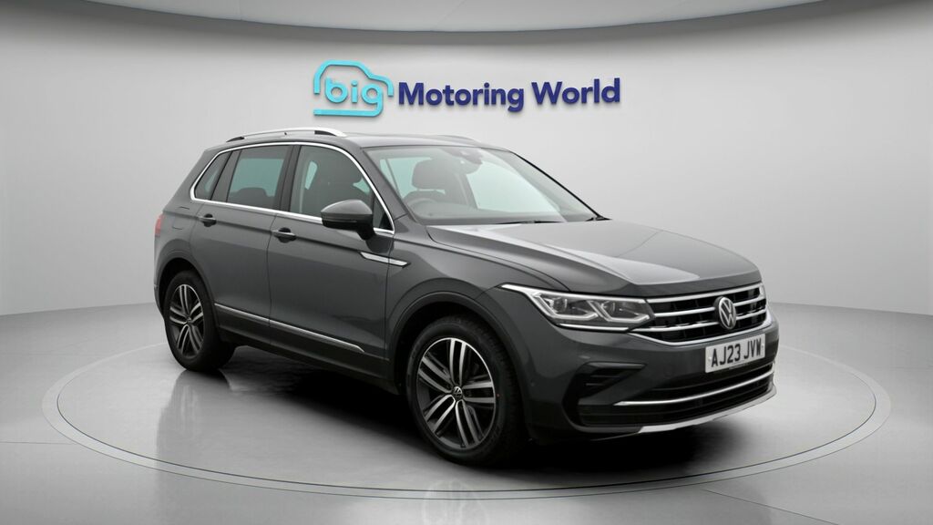 Volkswagen Tiguan Elegance Grey
