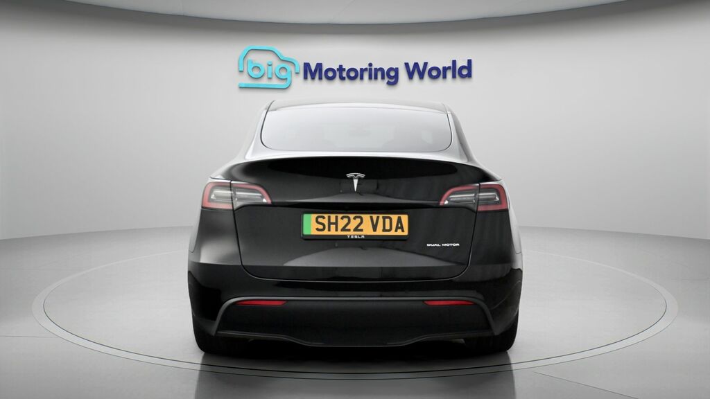 Tesla Model Y Long Range Black #6