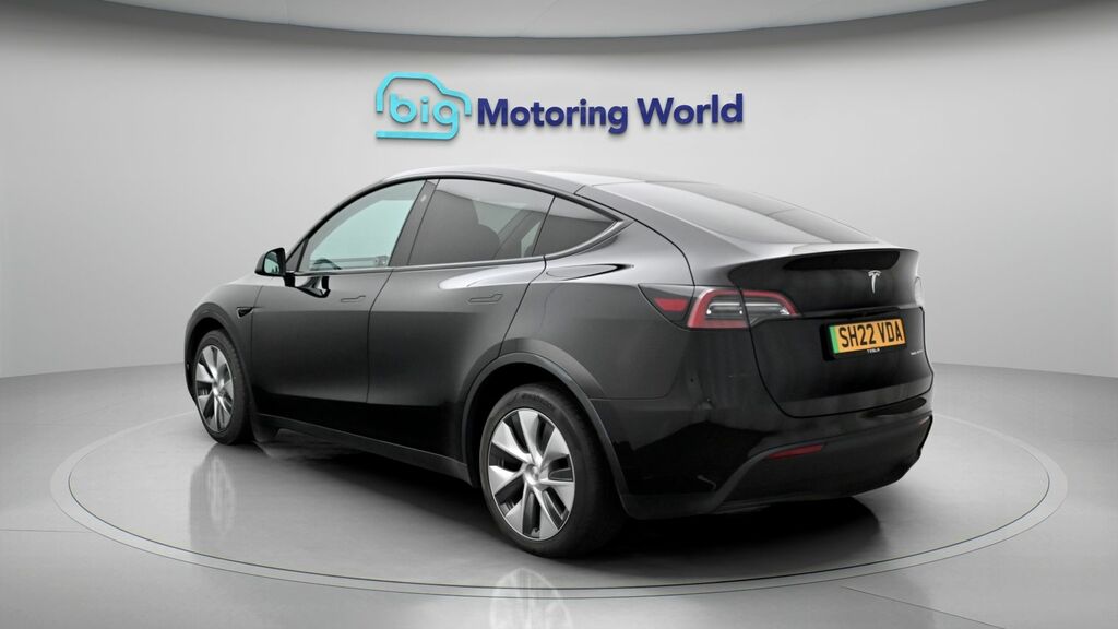 Tesla Model Y Long Range Black #5
