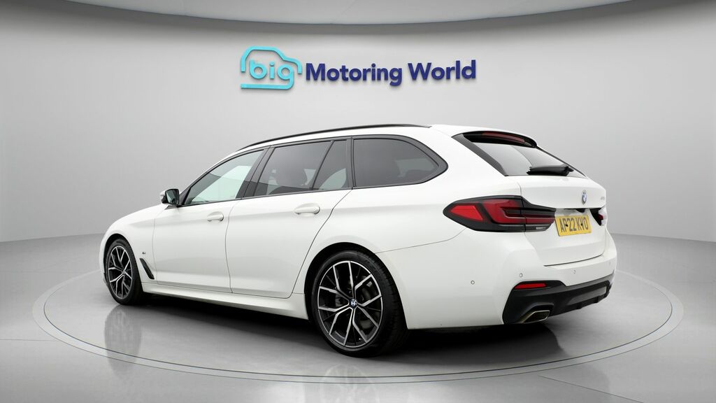 BMW 5 Series M Sport White #5