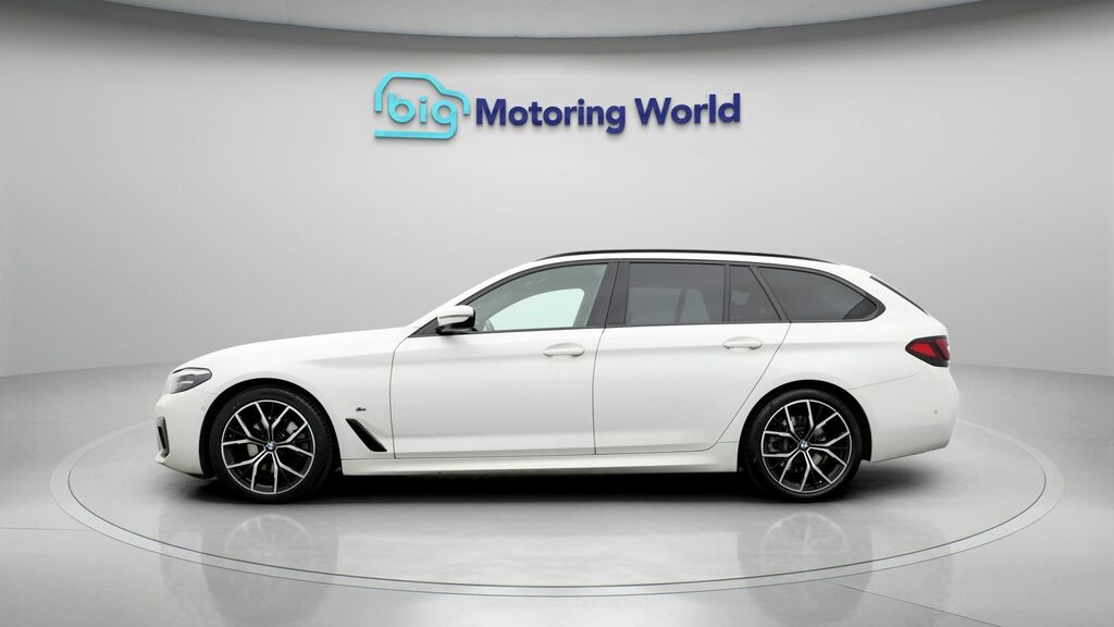 BMW 5 Series M Sport White #4