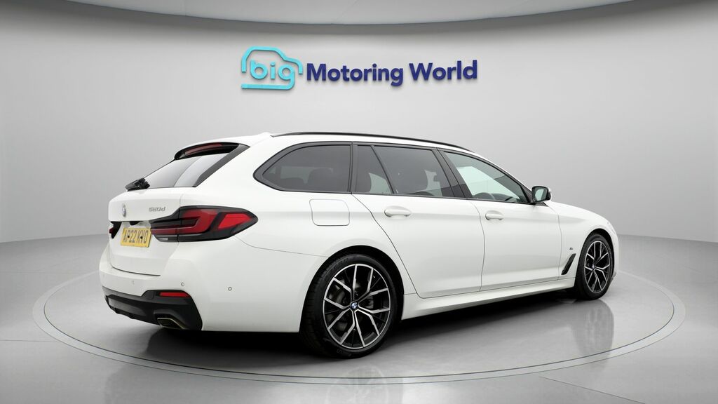 BMW 5 Series 520D M Sport Mhev Blue #7