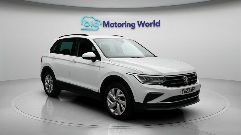 Volkswagen Tiguan Life White