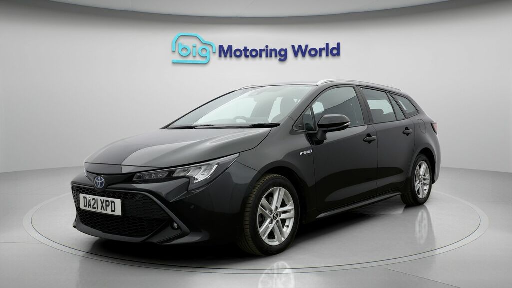 Toyota Corolla Icon Tech Black #3