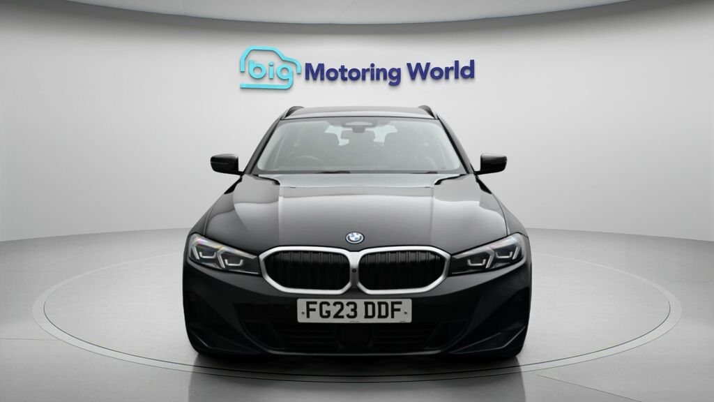 BMW 3 Series Sport Black #2
