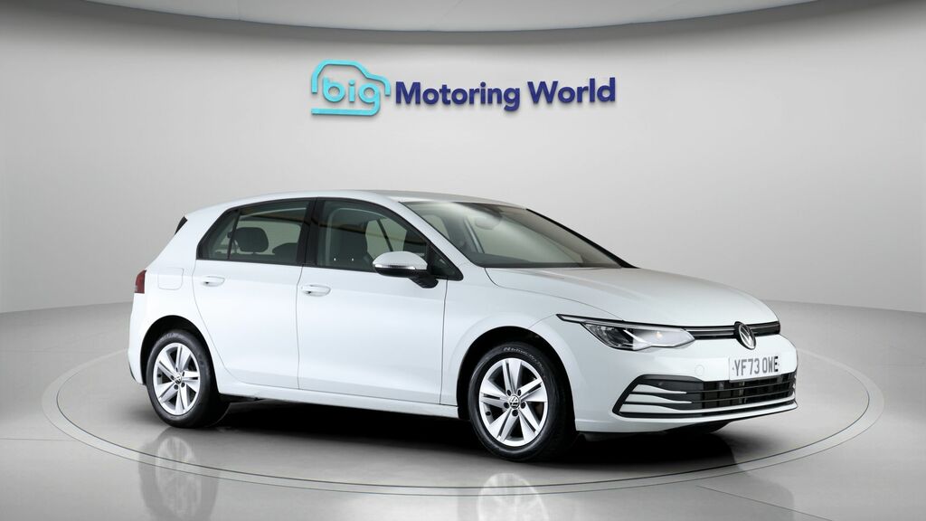 Volkswagen Golf Life White