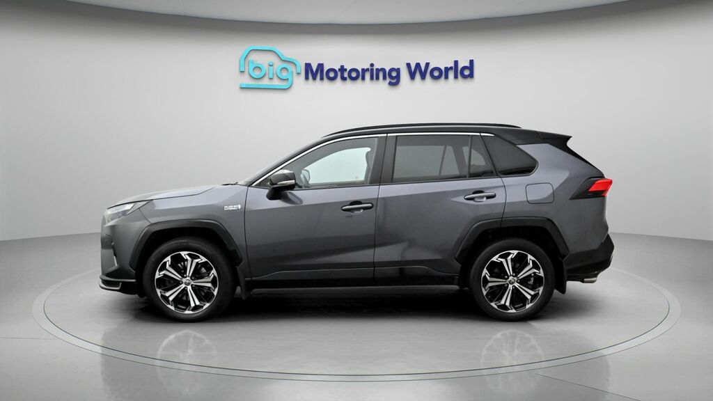 Toyota Rav 4 Dynamic Black #4