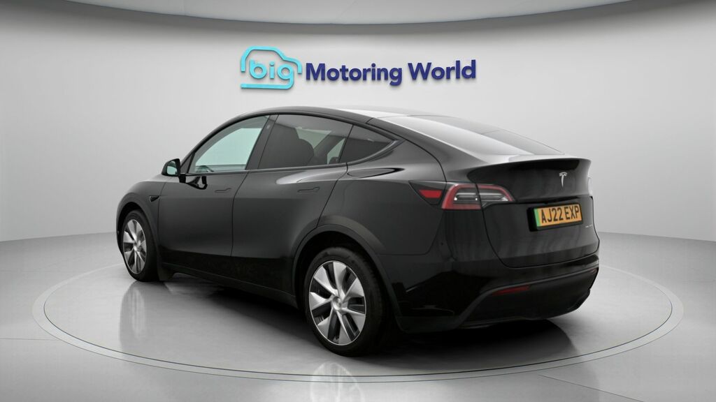 Tesla Model Y Long Range Black #5