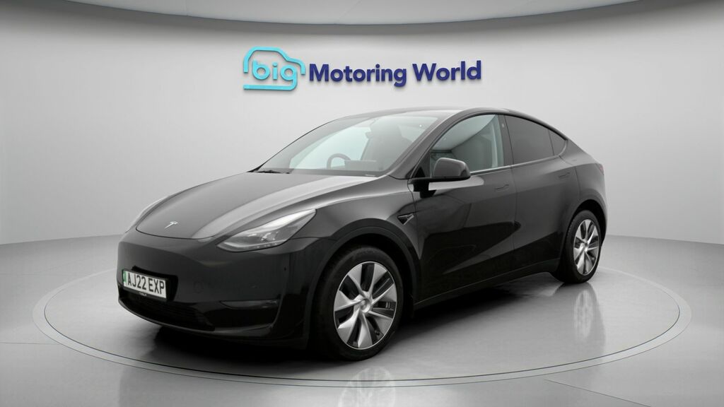 Tesla Model Y Long Range Black #3