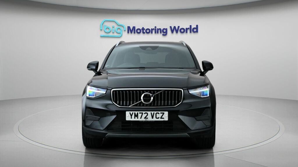 Volvo XC40 Core Black #2
