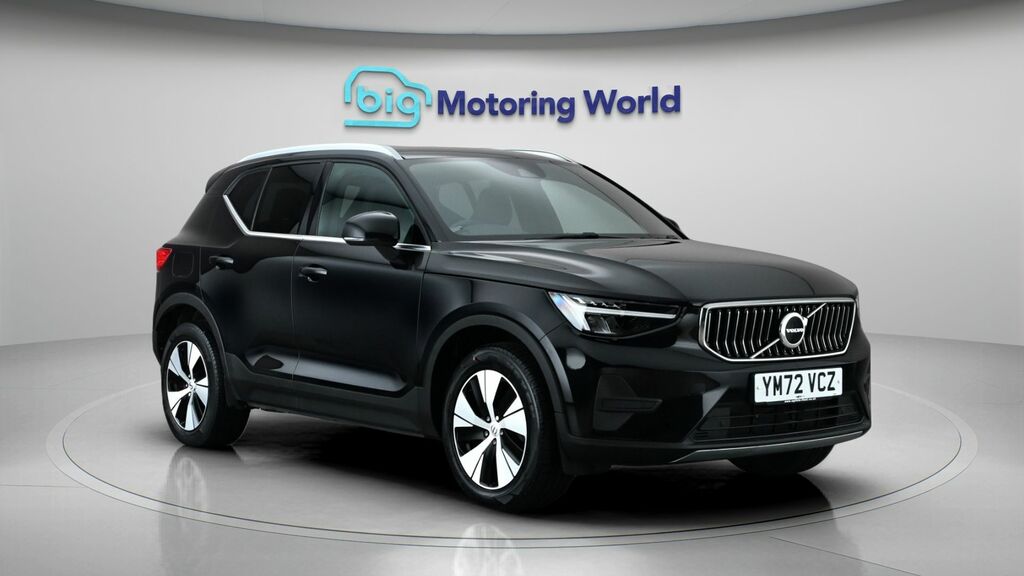 Volvo XC40 Core Black