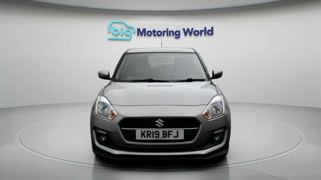 Suzuki Swift Attitude Silver #2