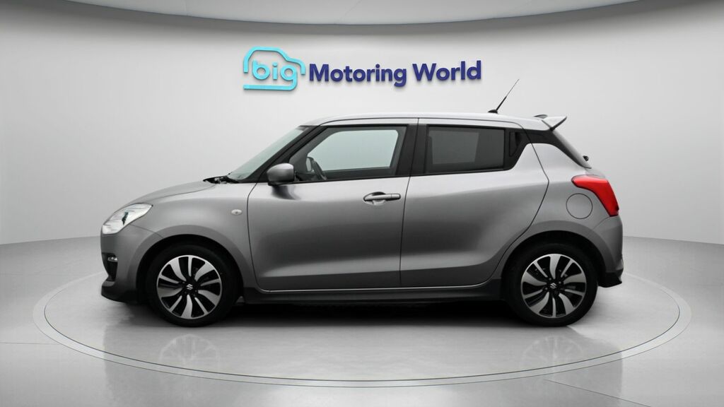 Suzuki Swift Attitude Silver #4