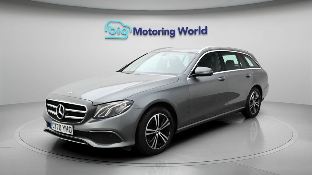 Mercedes-Benz E Class Se Grey #3