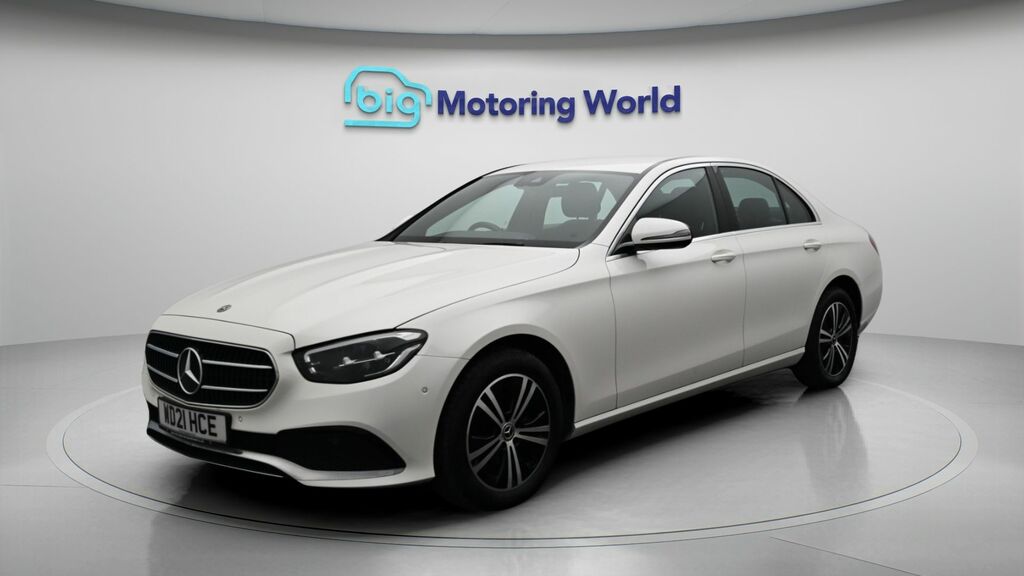Mercedes-Benz E Class Sport White #3