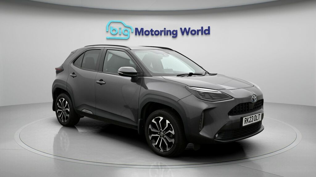 Toyota Yaris Cross Design Grey