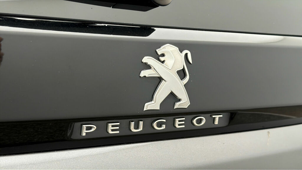 Peugeot 5008 Gt White #19