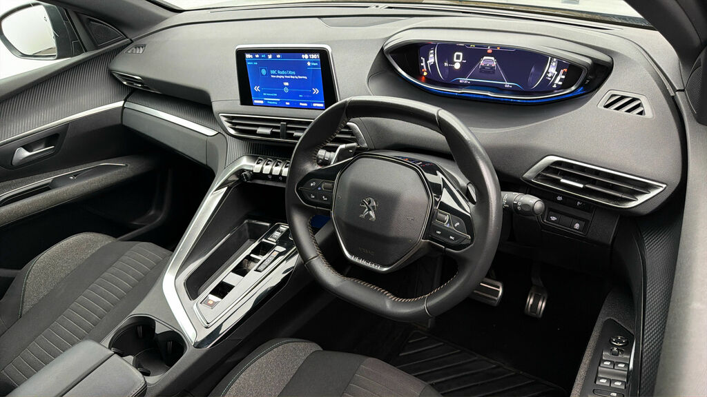 Peugeot 5008 Gt White #9