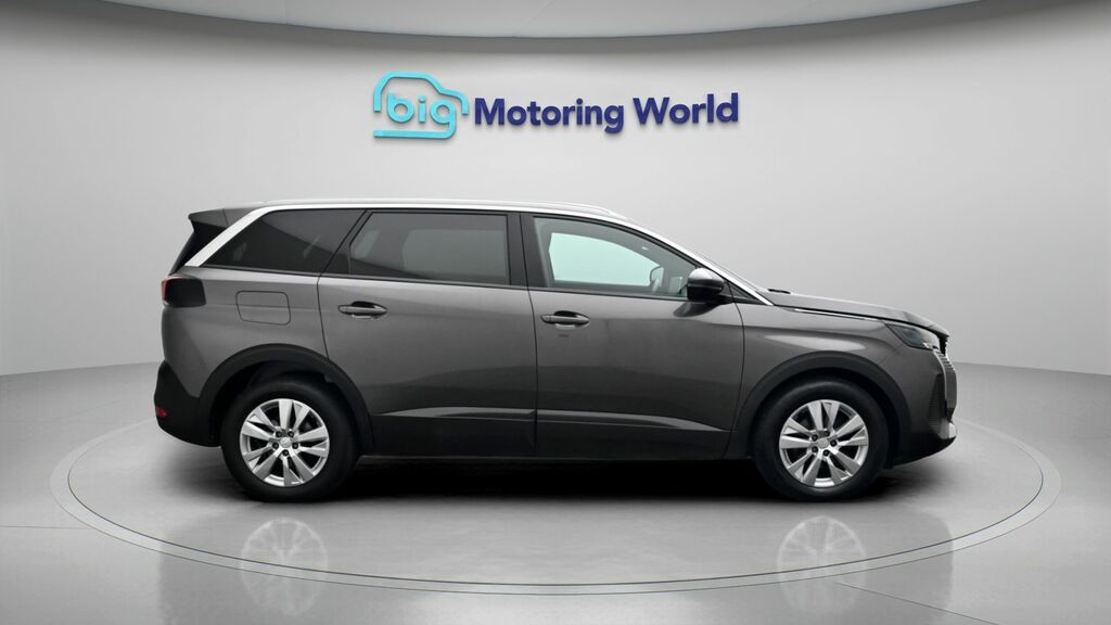 Peugeot 5008 Gt White #8