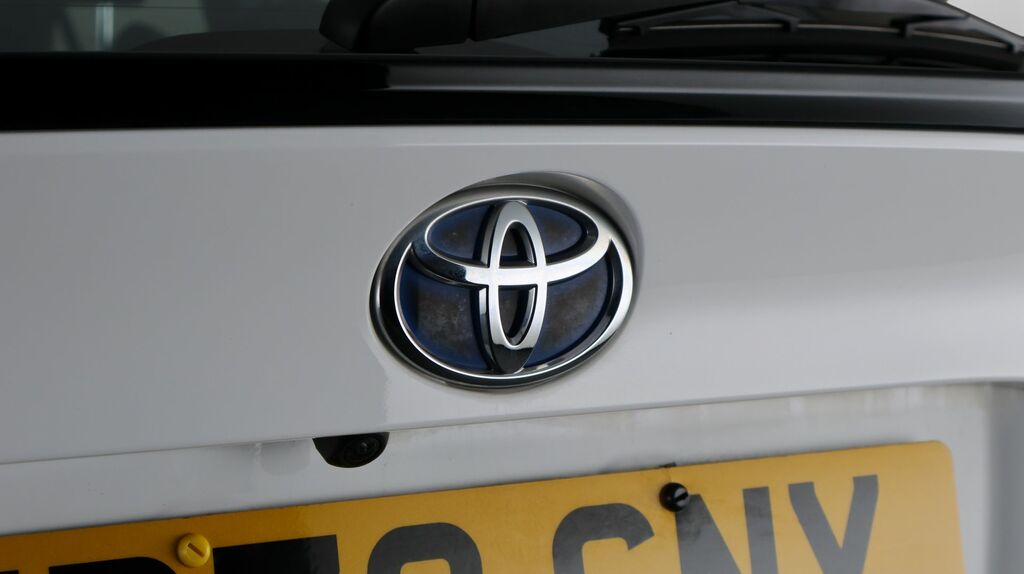 Toyota C-Hr Icon Blue #19