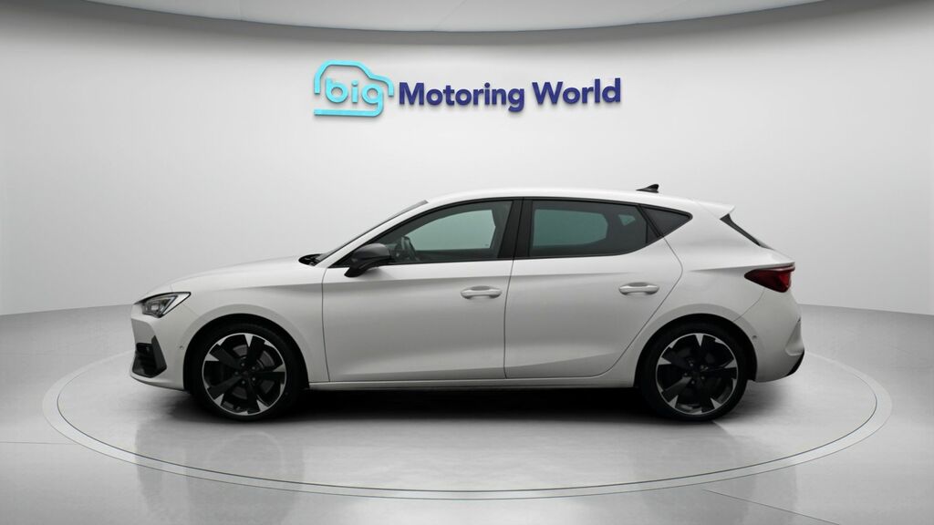 Cupra Leon Vz1 White #4