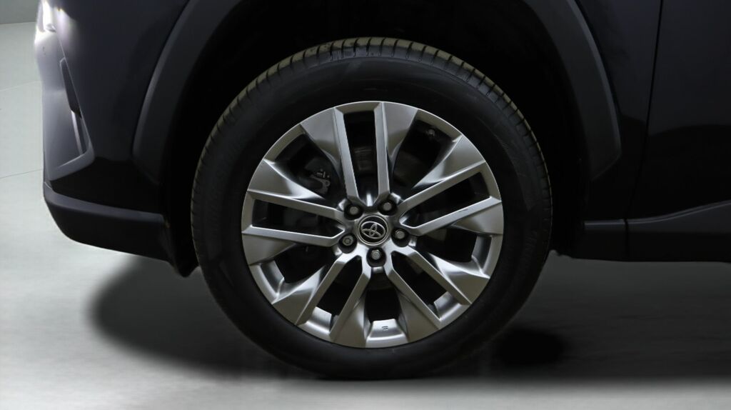 Toyota Rav 4 Rav4 Design Hev Cvt Black #18
