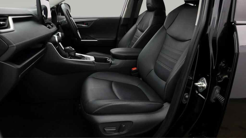 Toyota Rav 4 Rav4 Design Hev Cvt Black #14