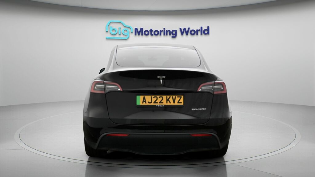 Tesla Model Y Long Range Black #6