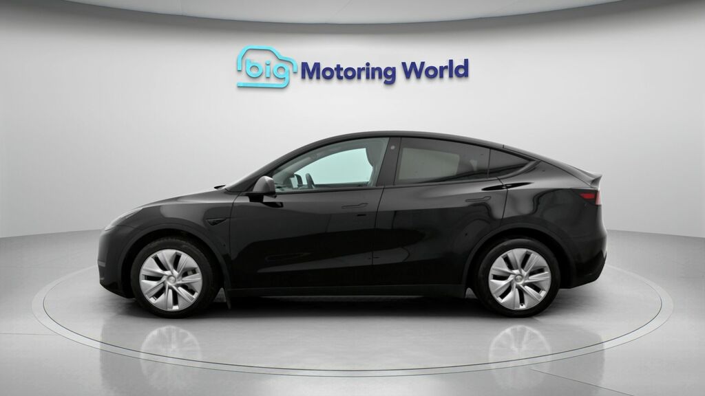 Tesla Model Y Long Range Black #4