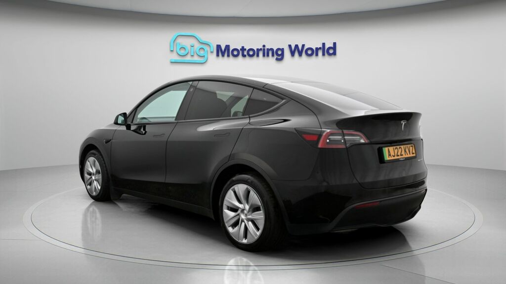 Tesla Model Y Long Range Black #5