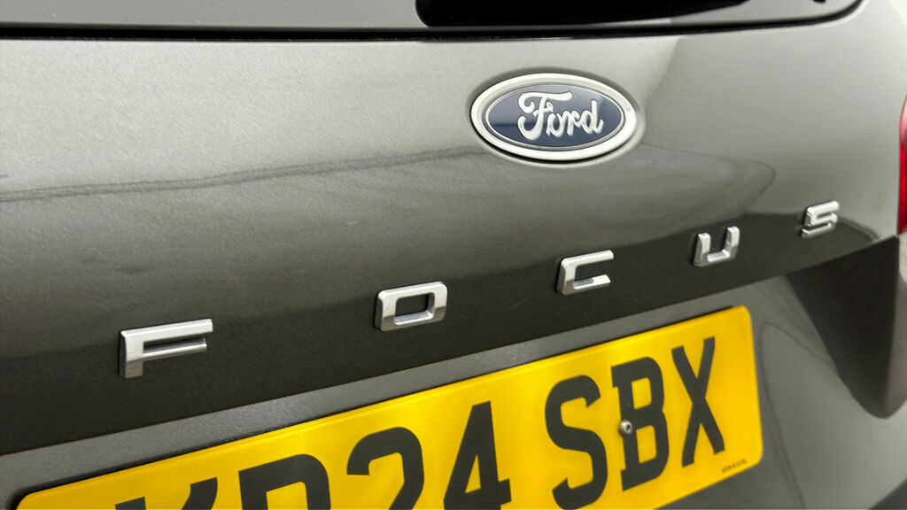 Ford Focus 1.0 Ecoboost Hybrid Mhev 155 St-line X White #19