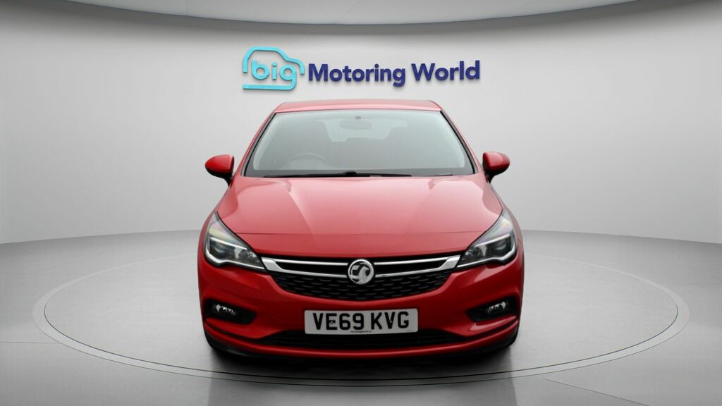 Vauxhall Astra Tech Line Nav Red #2
