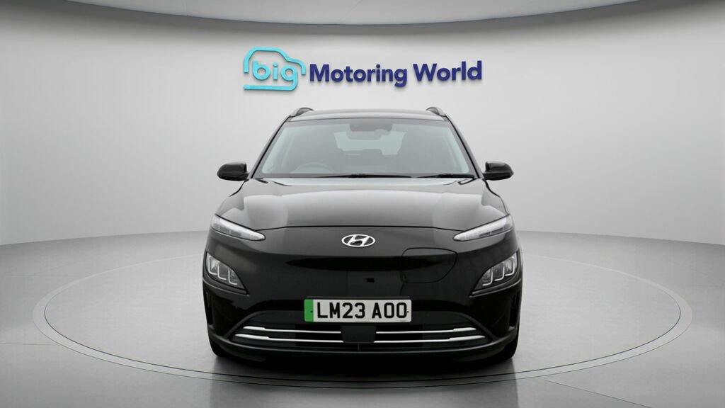 Hyundai Kona Premium Black #2