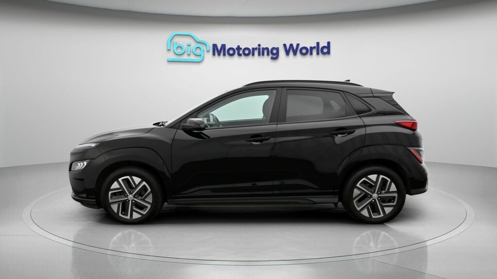 Hyundai Kona Premium Black #4