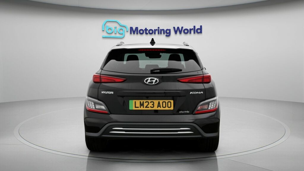 Hyundai Kona Premium Black #6