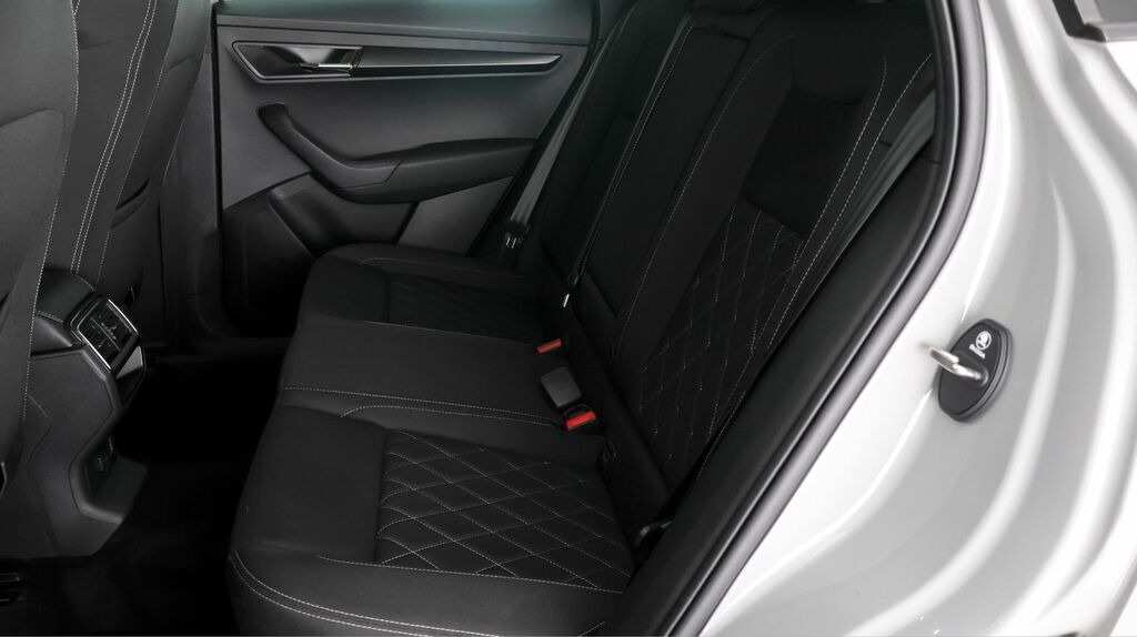 Skoda Karoq 1.5 Tsi Act Se Technology White #15
