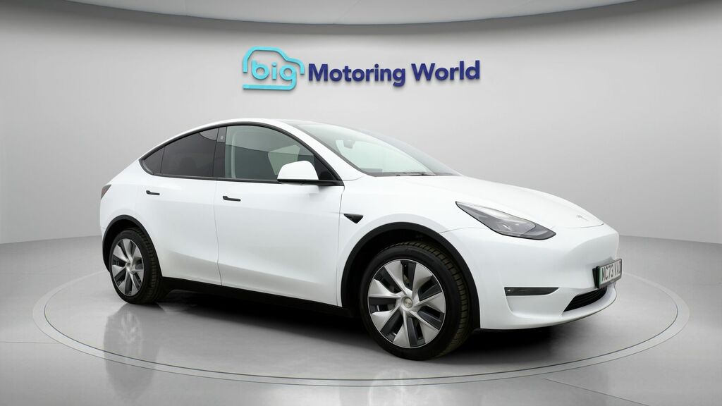 Tesla Model Y Long Range White