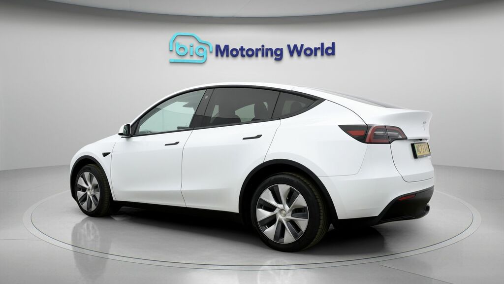 Tesla Model Y Long Range White #5