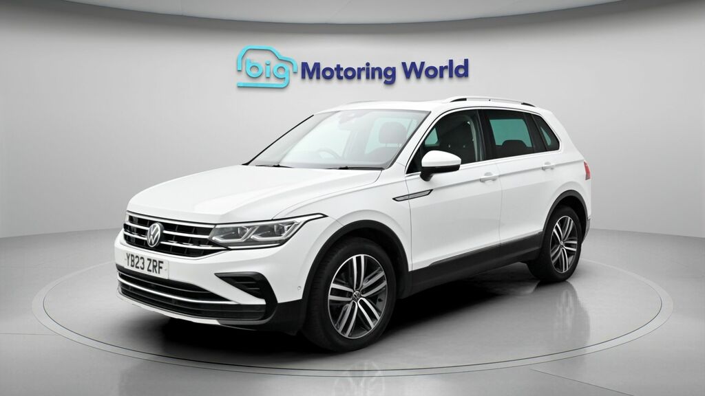Volkswagen Tiguan Elegance White #3