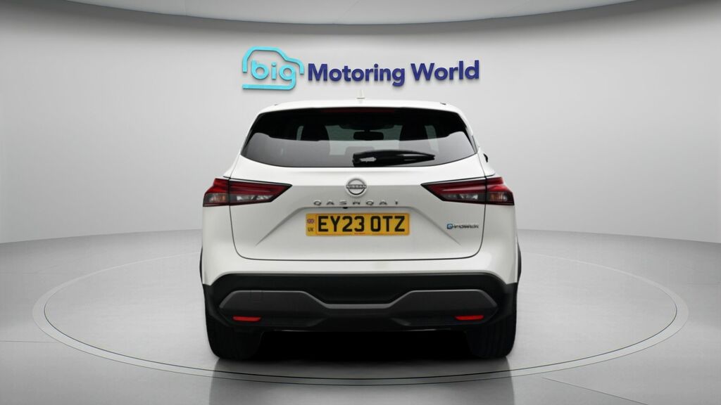 Nissan Qashqai N-connecta White #6