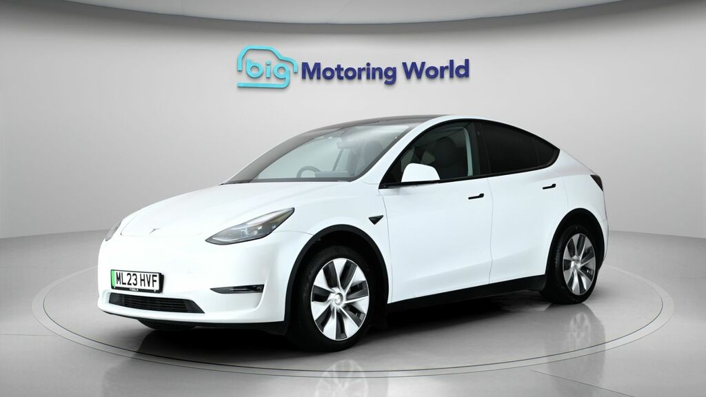Tesla Model Y Long Range ML23HVF White #3