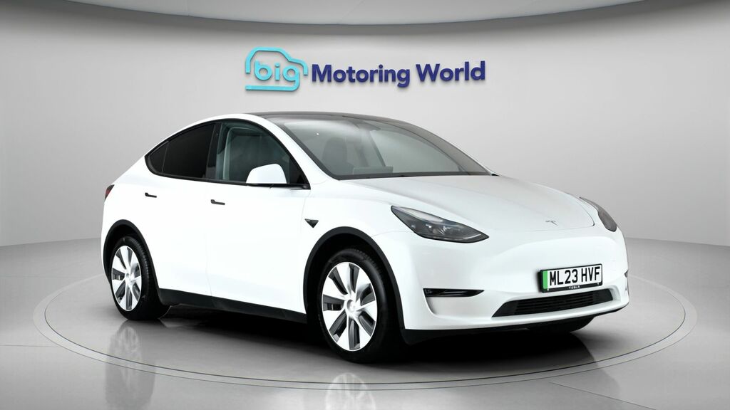 Tesla Model Y Long Range White