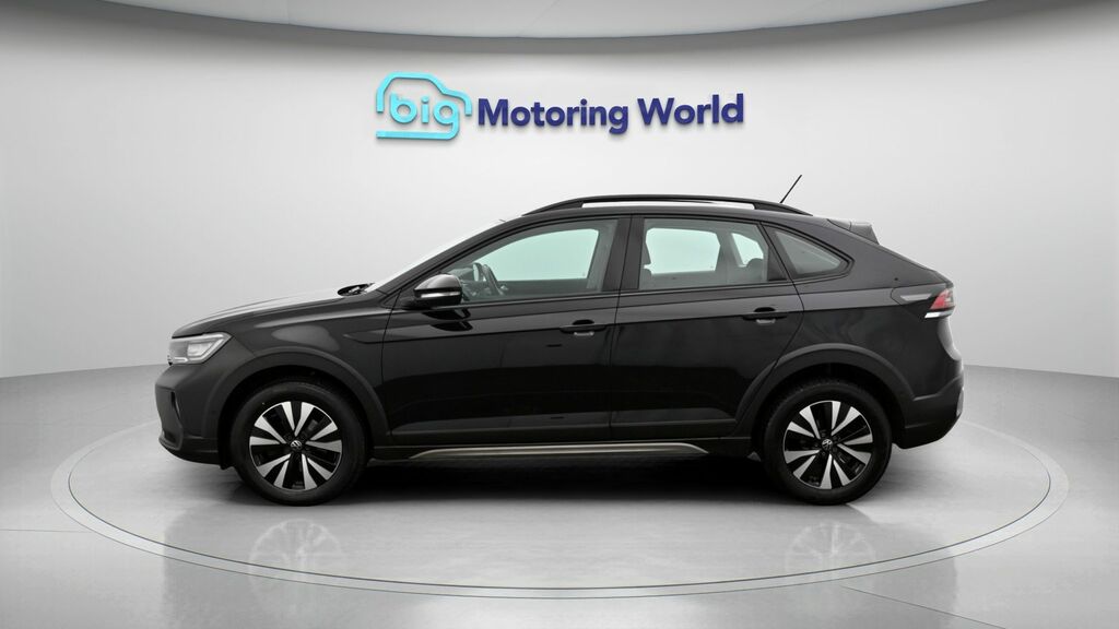 Volkswagen Taigo Life Black #4